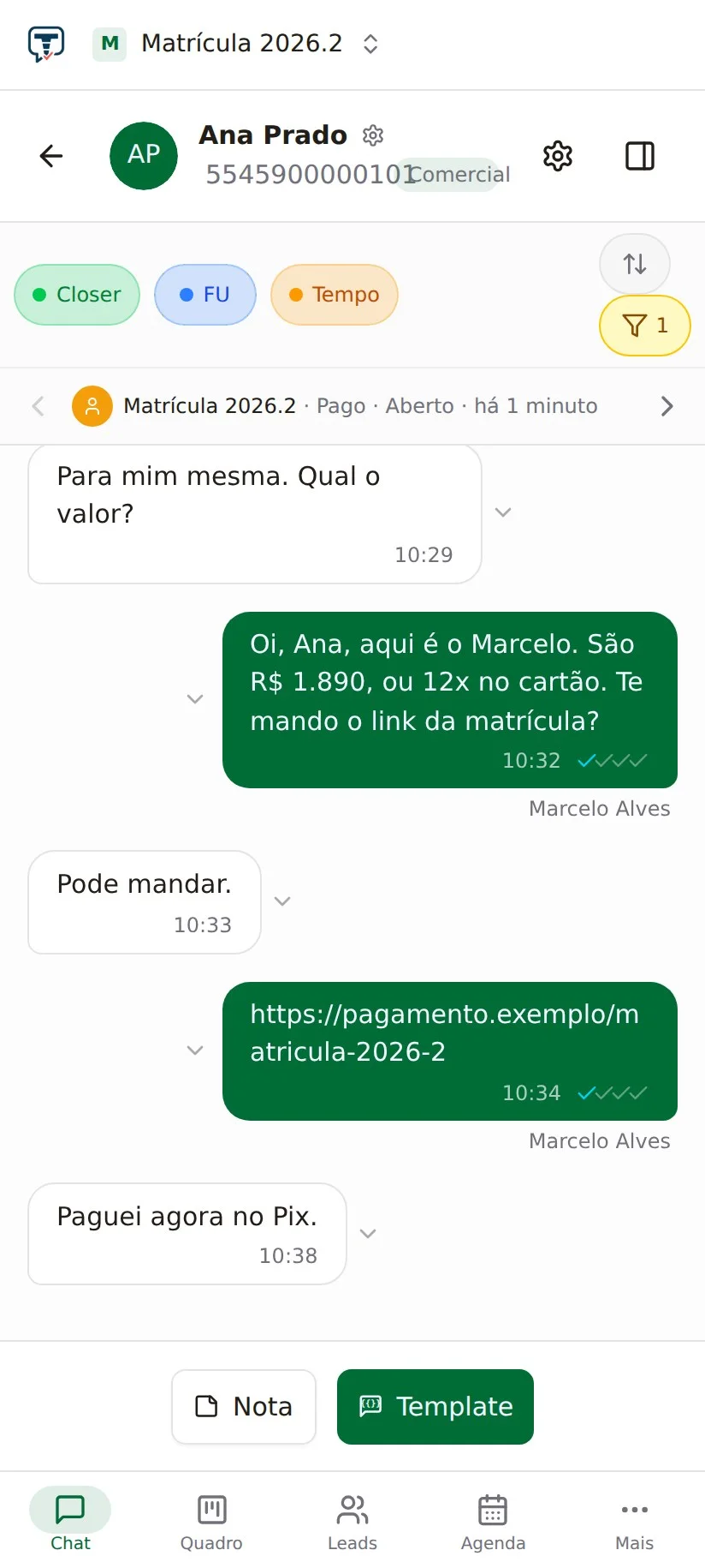 A conversa da Ana Prado no celular: o agente responde primeiro, o closer Marcelo manda o link, e ela avisa que pagou no Pix.